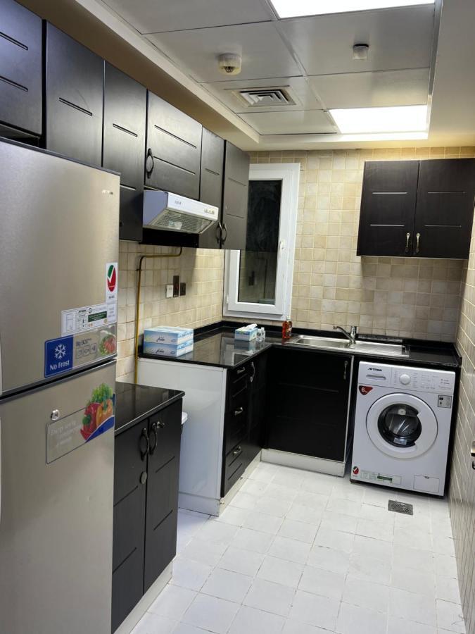 Grand Pearl Hostel For Boys Dubai Exterior photo